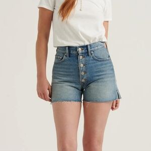 Lucky brand Traveler Short 10/30
